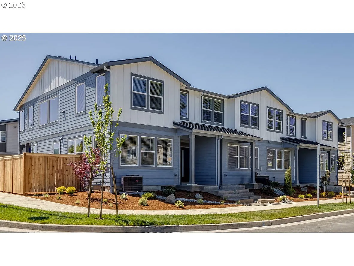 6486 SE Nasha St photo 1