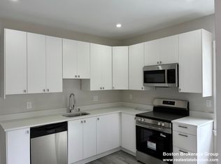 40 Harvest St #2, Boston, MA 02125