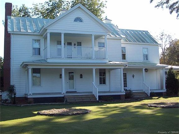 3rd image of 211 Millers Ln