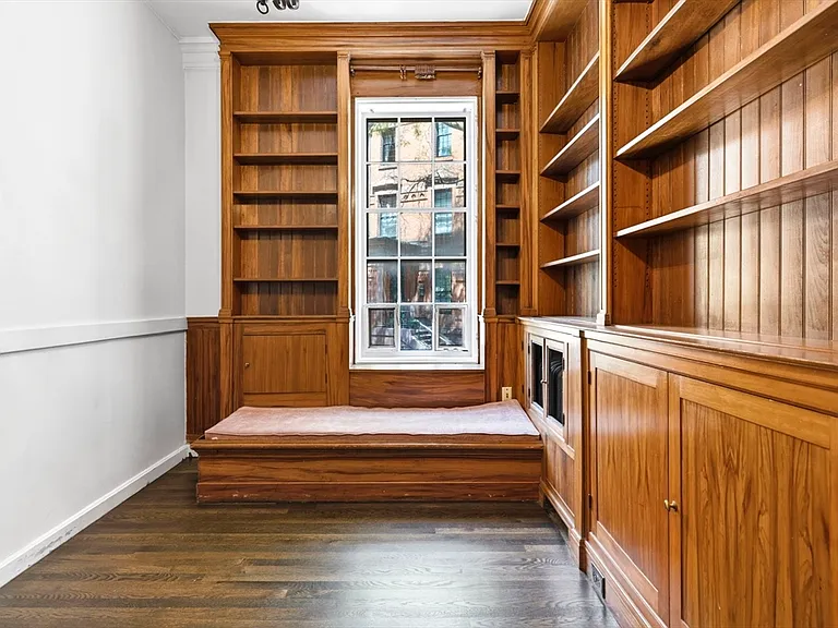 2 Otis Pl #1 — Photo 11