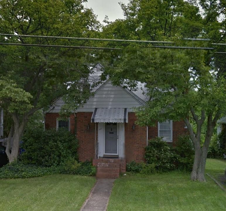 1st image of 821 N Abingdon St