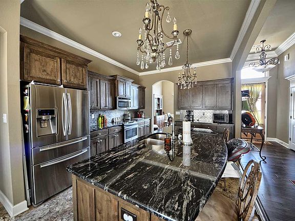 5th image of 913 Hunter Lee Dr