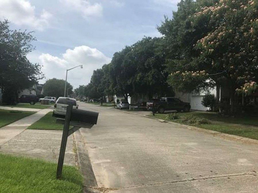 2nd image of 208 Madewood Dr