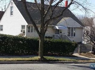 20 Hill St, Bogota, NJ 07603