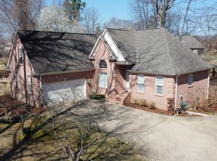 255 Meadow Glen Dr, Somerville, TN 38068