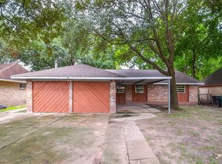 6422 Maple Hill Dr, Houston, TX 77088