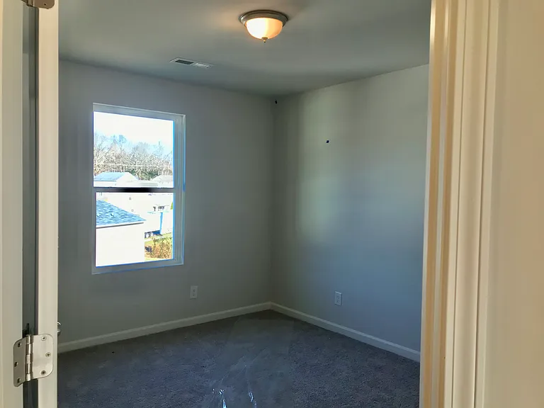 3914 Bellingham Ct — Photo 6