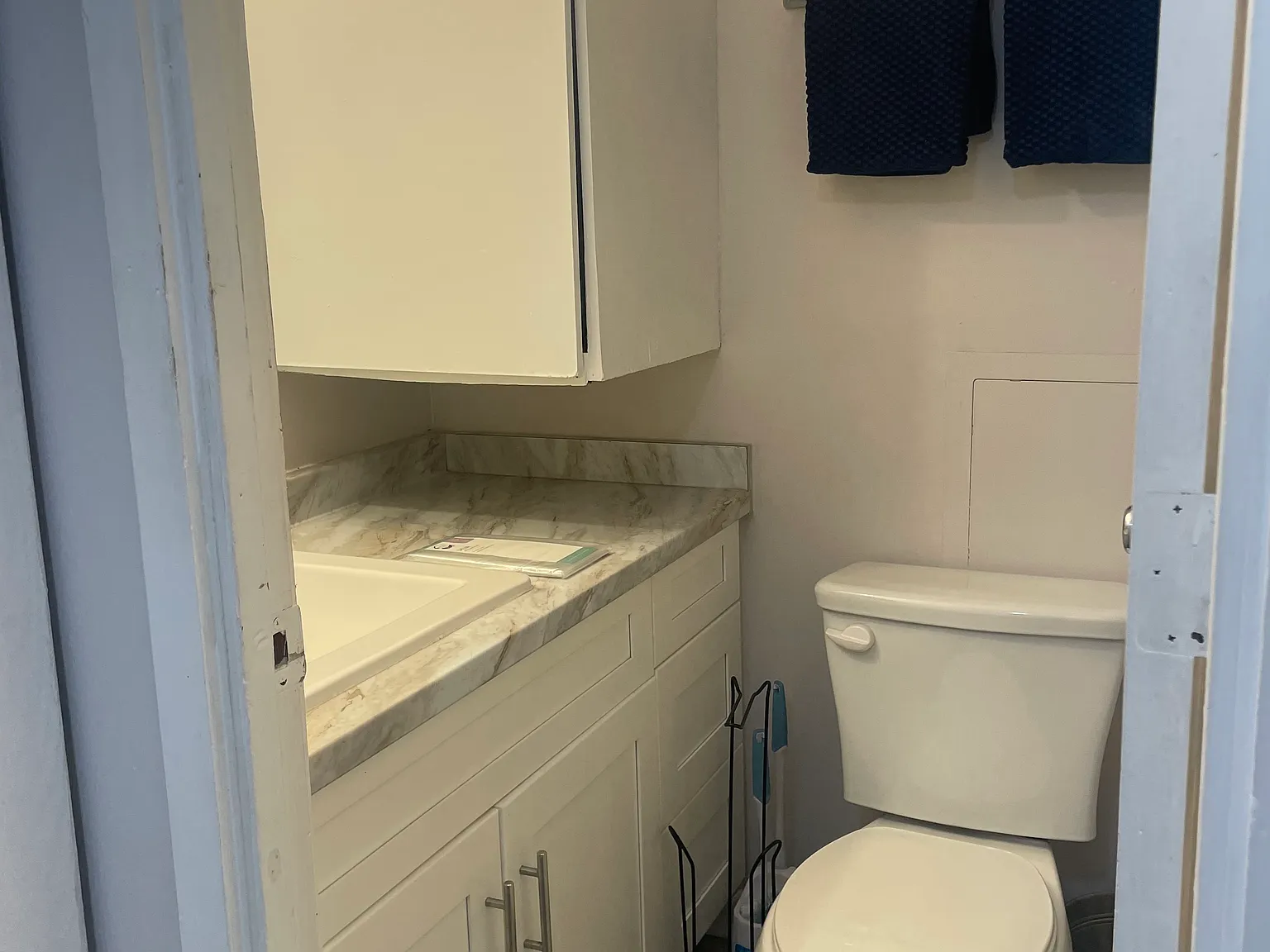 Studio, 300 sqft, $1,750 — Photo 3