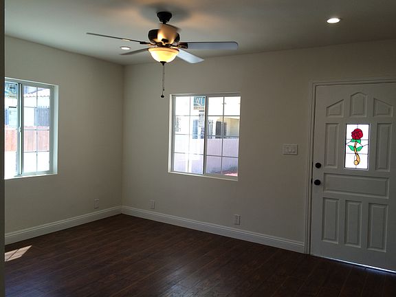 4th image of 1119 W 89th St