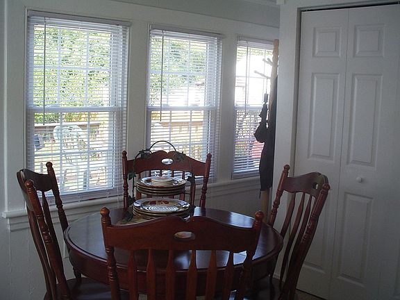4th image of 2706 Irisdale Ave