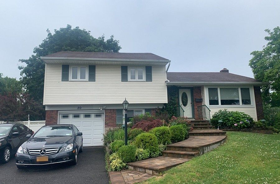1st image of 20 Cheryl Ln N