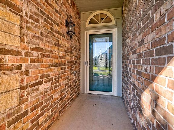 5th image of 12221 Fox Hill Way