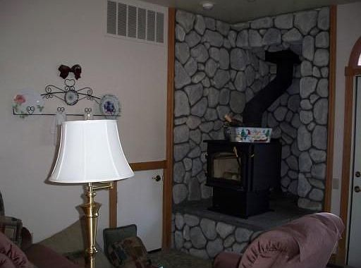 3rd image of 1200 Mitchell Ln