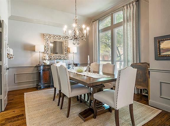4th image of 2608 Creswick Dr