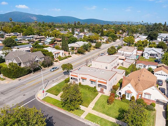 5th image of 2306 W Alhambra Rd