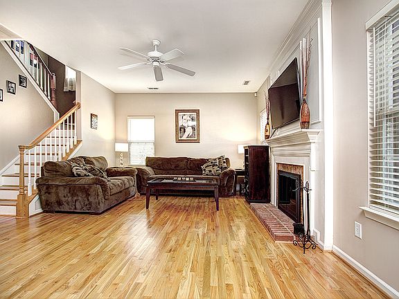2nd image of 9610 Mitchell Glen Dr