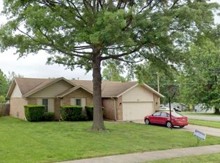 2711 W Swan St, Springfield, MO 65807
