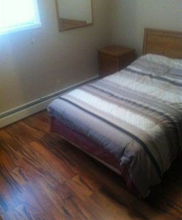 4th image of 10520 80th Ave