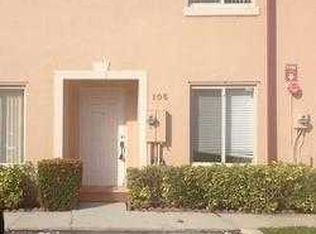 105 Riviera Cir, Weston, FL 33326