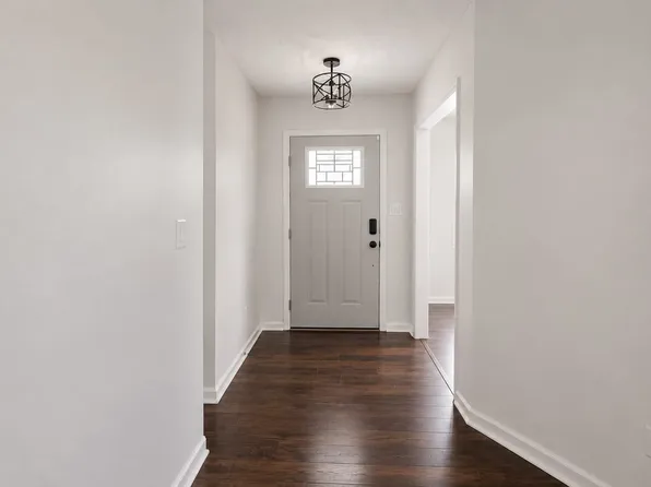 423 Spring Dr, Jacksonville, NC 28540