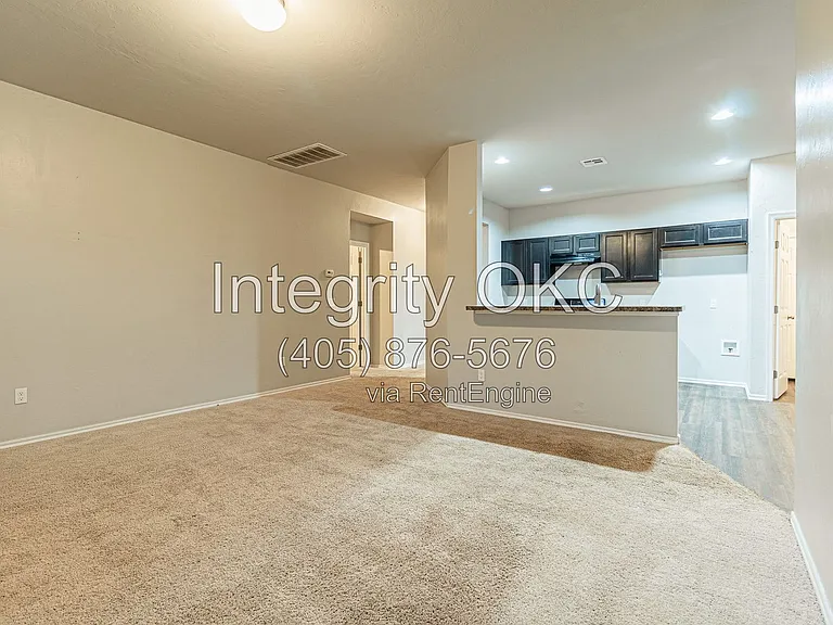 13233 Bridgewater Dr — Photo 9