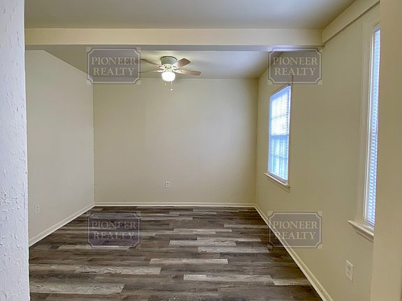 5th image of 102 Brenton St