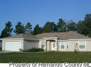 12145 Finch Rd, Weeki Wachee, FL 34614