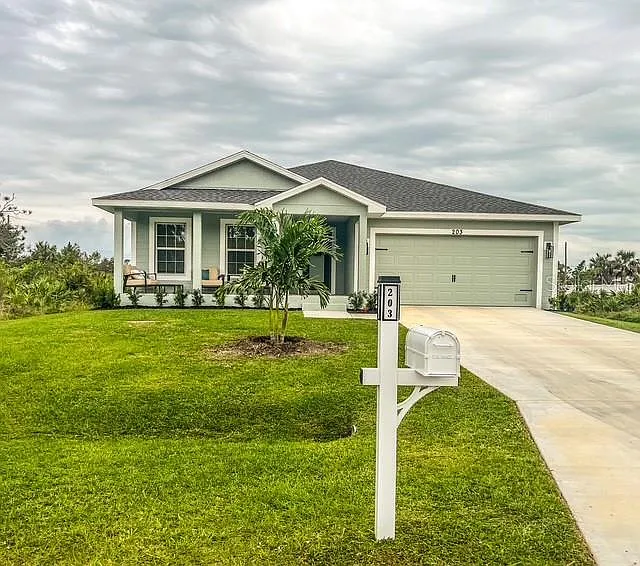 203 Baytree Dr — Photo 1