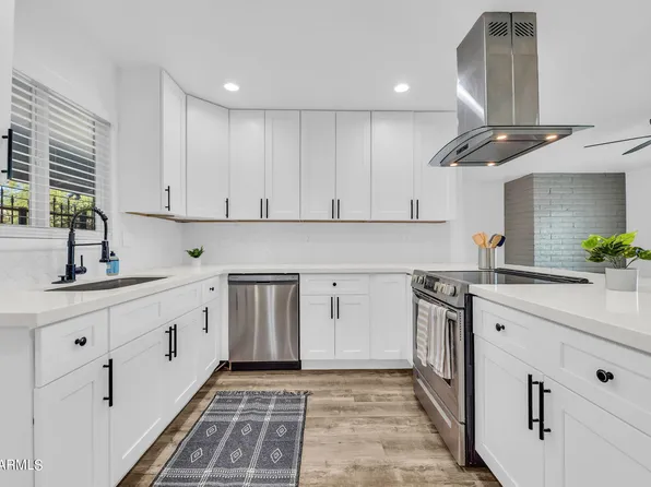 1734 E LAGUNA Drive, Tempe, AZ 85282