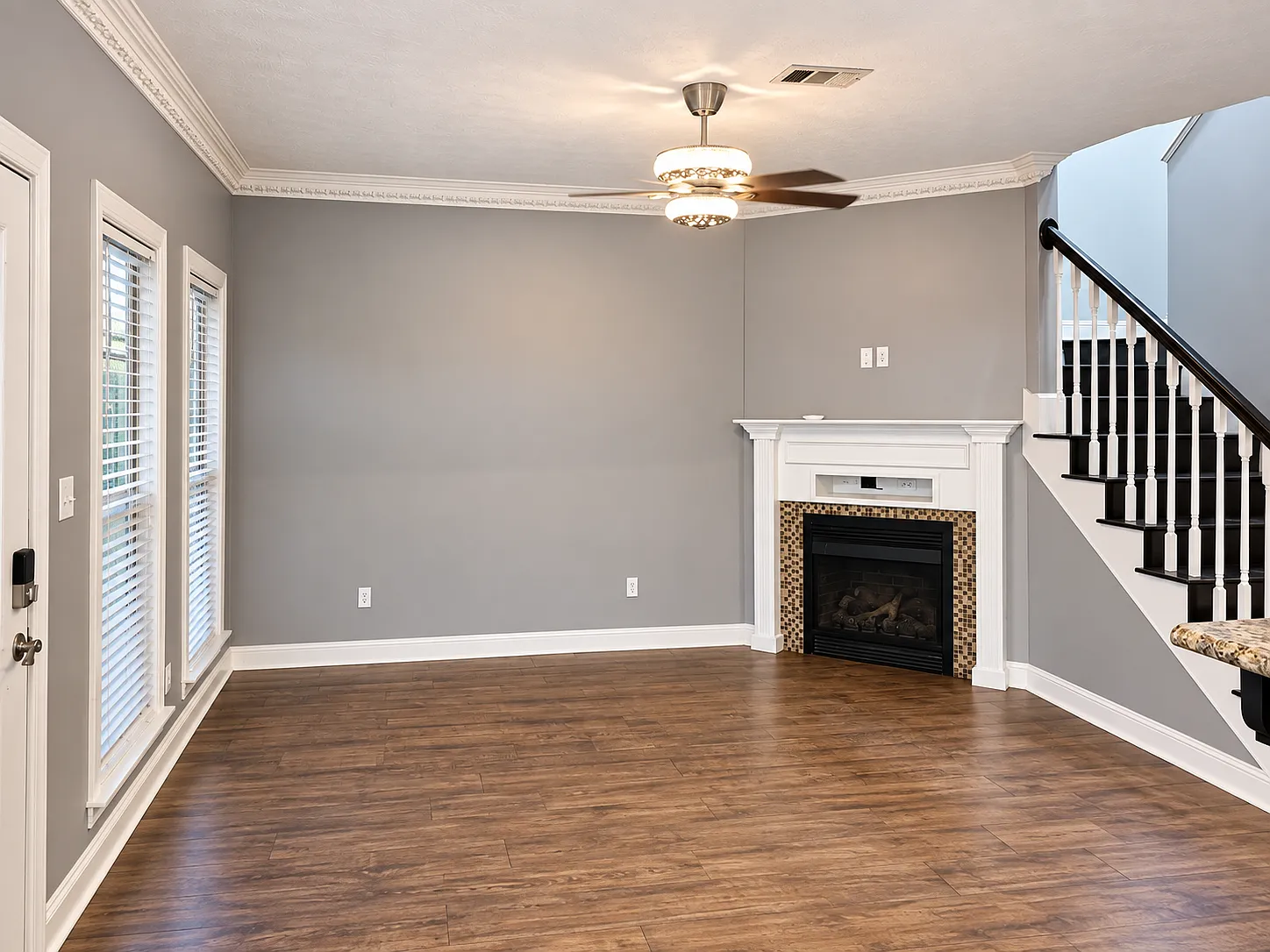 3 bed, 2.5 bath, 1750 sqft, $2,500 — Photo 4