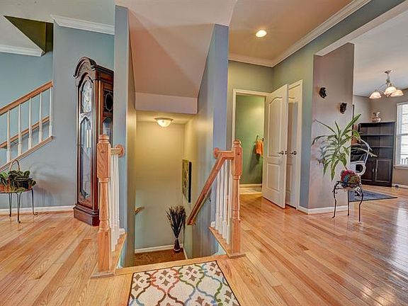 5th image of 43713 Gold Hill Sq