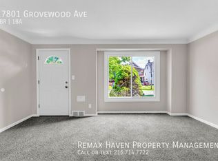 17801 Grovewood Ave, Cleveland, OH 44119
