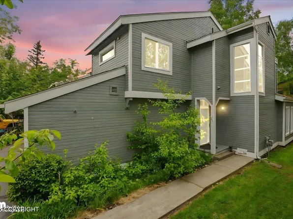 6508 Cimarron Cir, Anchorage, AK 99504