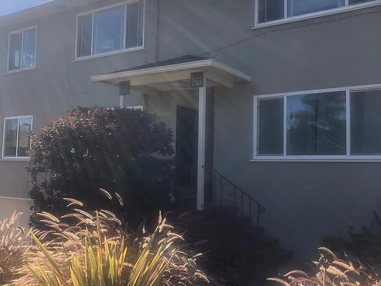 2361 Grande Vista Pl — Photo 2