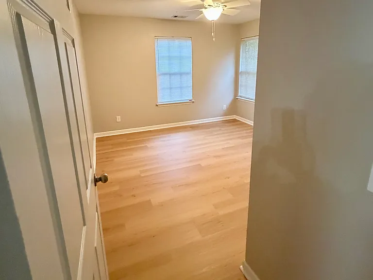 230 Blanton St — Photo 5