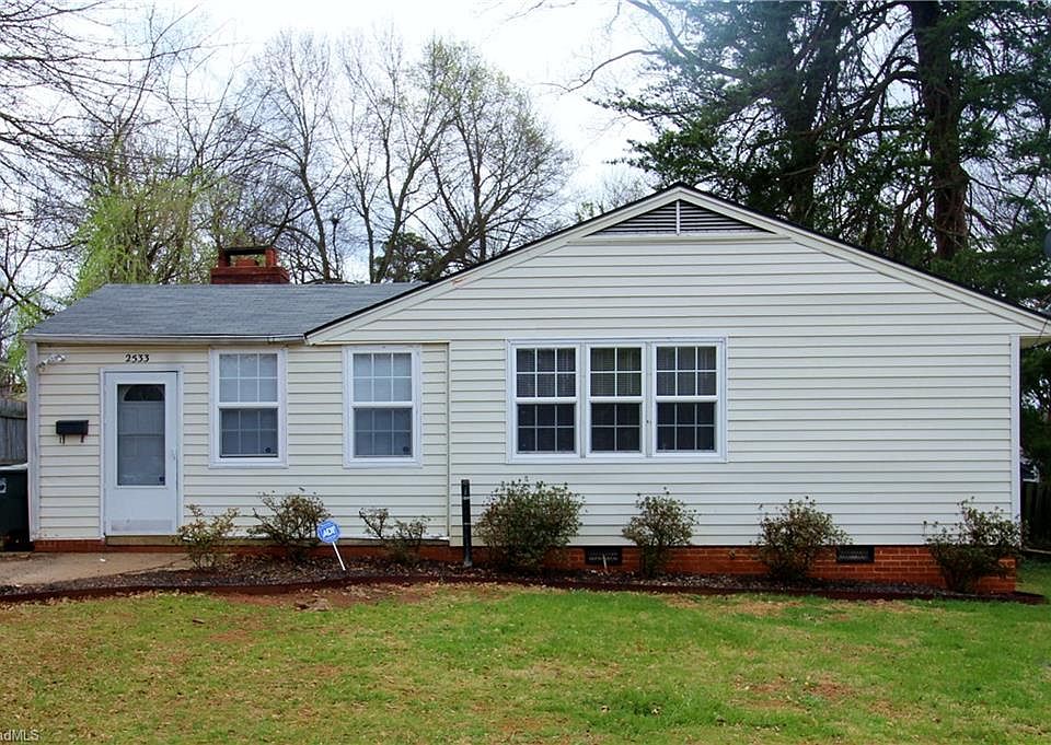 1st image of 2533 Fernwood Dr