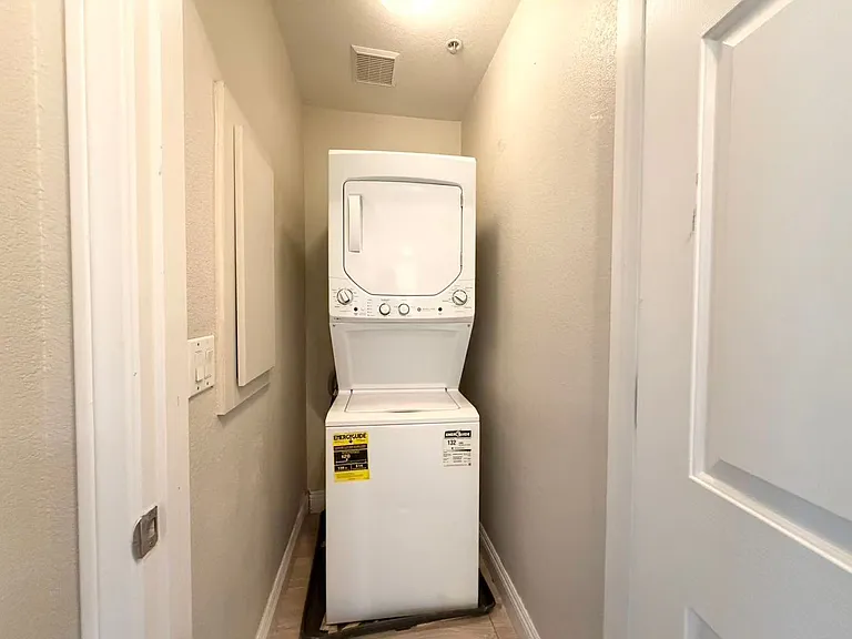 9169 Conquest Ct — Photo 12