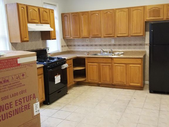 2nd image of 219 Chadwick Ave APT 3