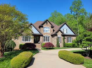 1212 High Glen Point, Raleigh, NC 27614