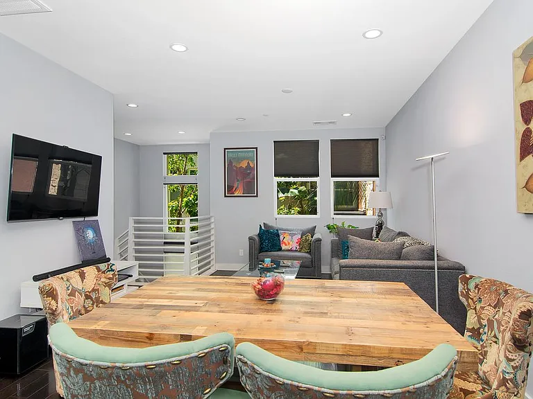 7921 Modern Oasis Dr — Photo 5