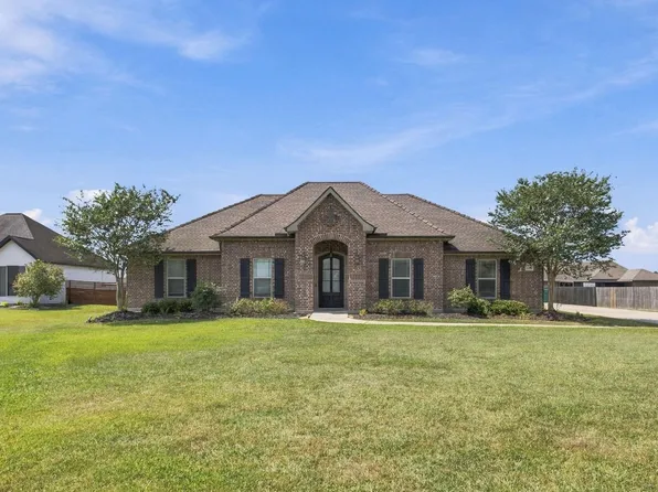 2321 Regena Dr, Lake Charles, LA 70611