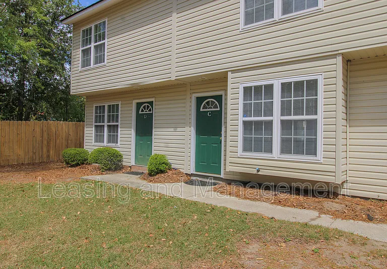 1423 Ashley River Rd #2C — Photo 1