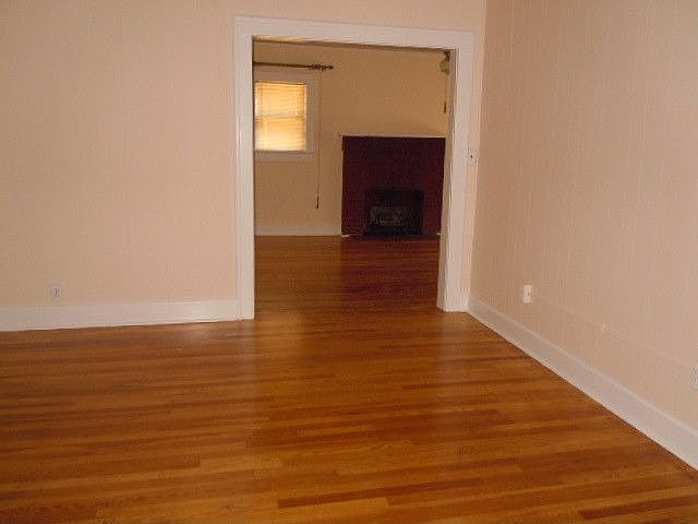 1st image of 300 Seminole St SE