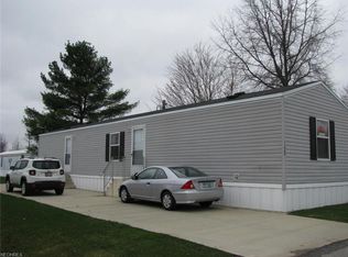 11080 Leader Rd, Chardon, OH 44024