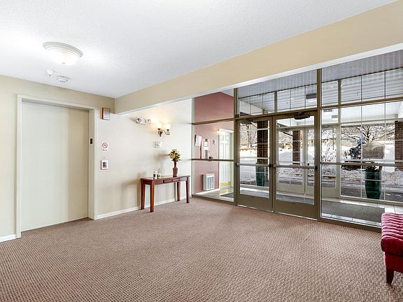 4th image of 1350 Douglas Dr N APT 211
