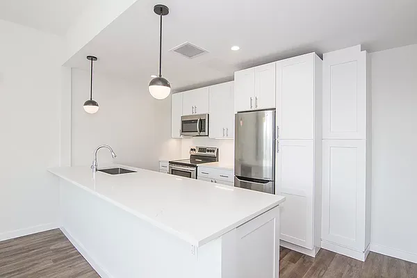 Rented by Modern Spaces | media 1