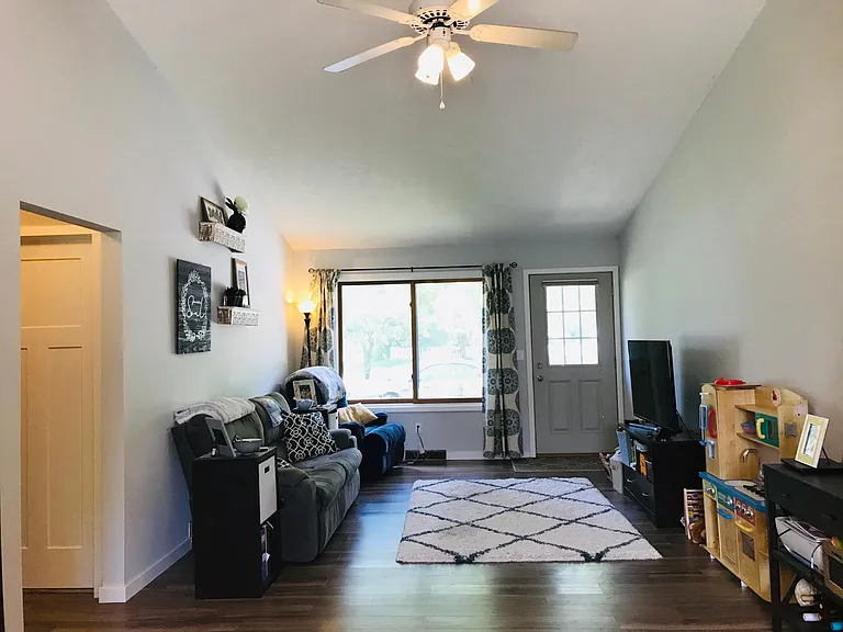 1552 76th St SW — Photo 4