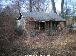 135 Wangumbaug Dr, Coventry, CT 06238