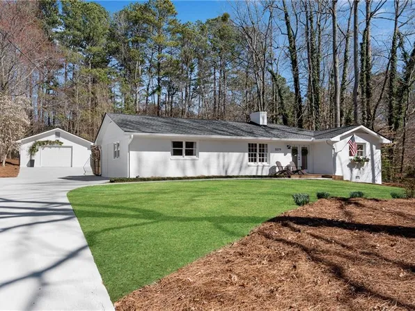 5079 N Dogwood Hills Dr, Buford, GA 30518