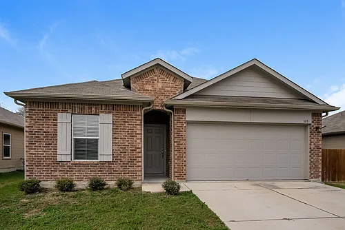 385 Cibolo Creek Dr Photo 1
